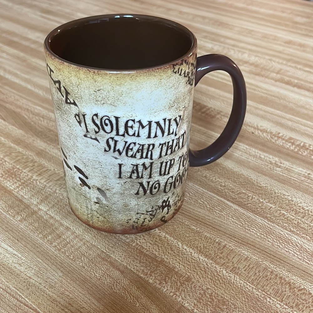Universal Studios licensed Harry Potter Mug - Picture 2 of 4